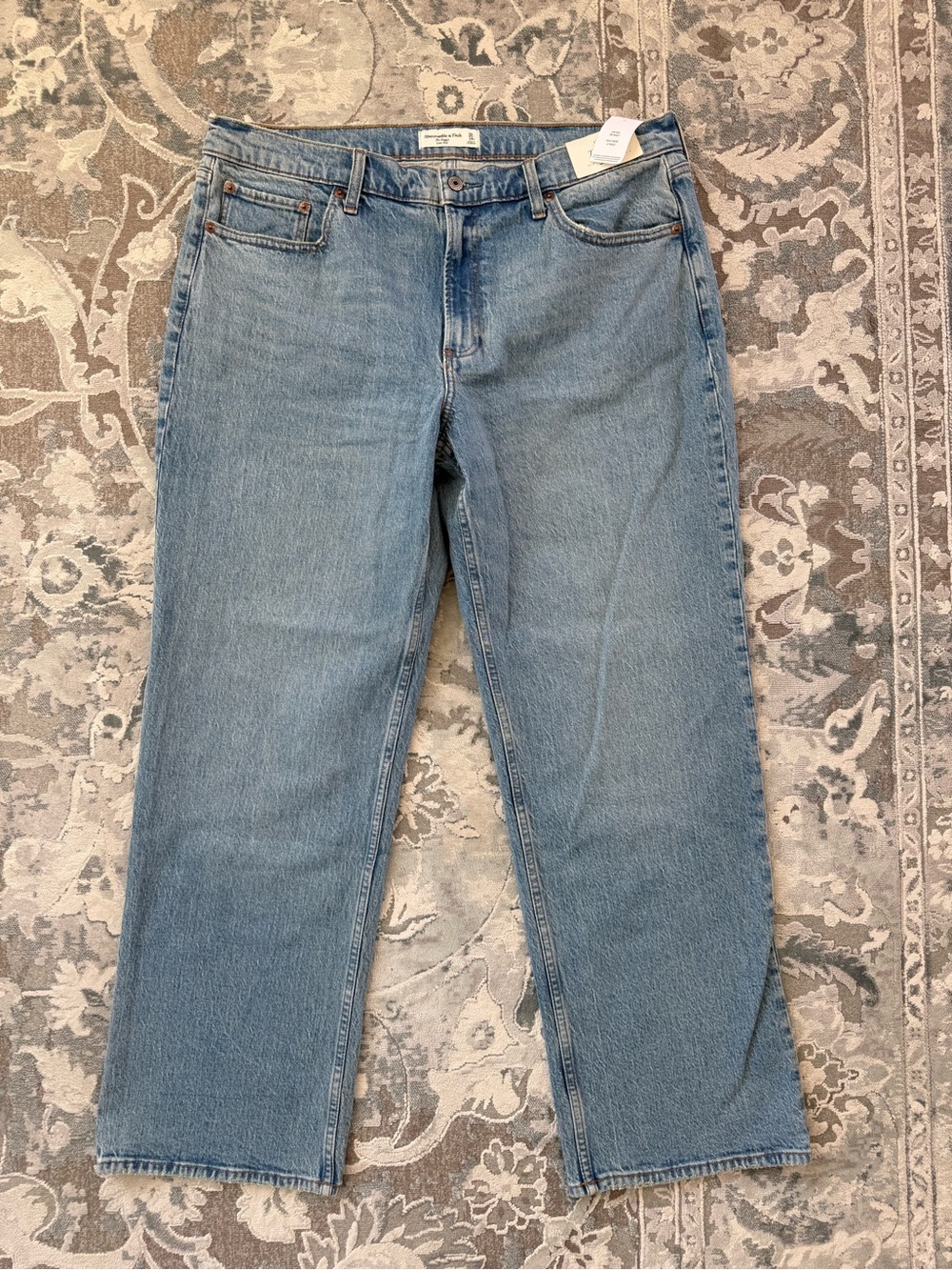 Abercrombie & Fitch Low Rise Baggy Jeans NWT - Picture 7 of 14